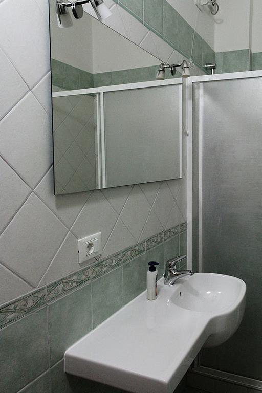 Guesthouse Stazione Pisa Centro エクステリア 写真