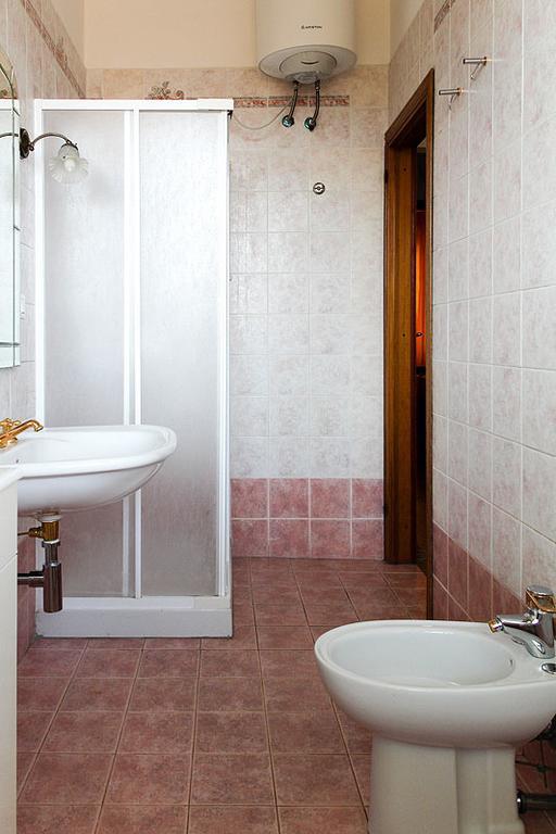 Guesthouse Stazione Pisa Centro エクステリア 写真