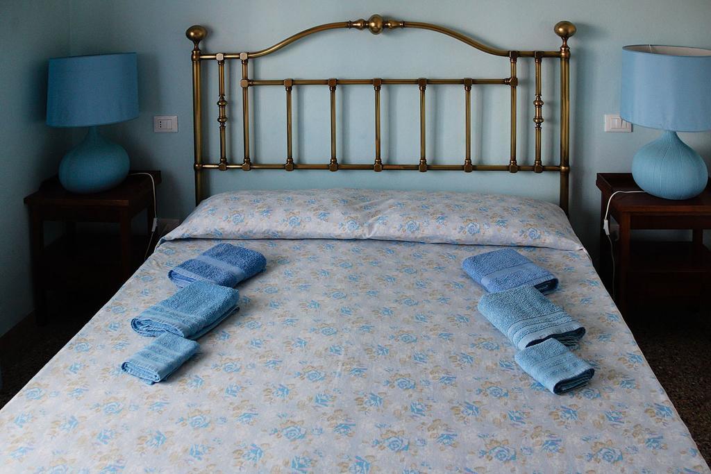 Guesthouse Stazione Pisa Centro エクステリア 写真