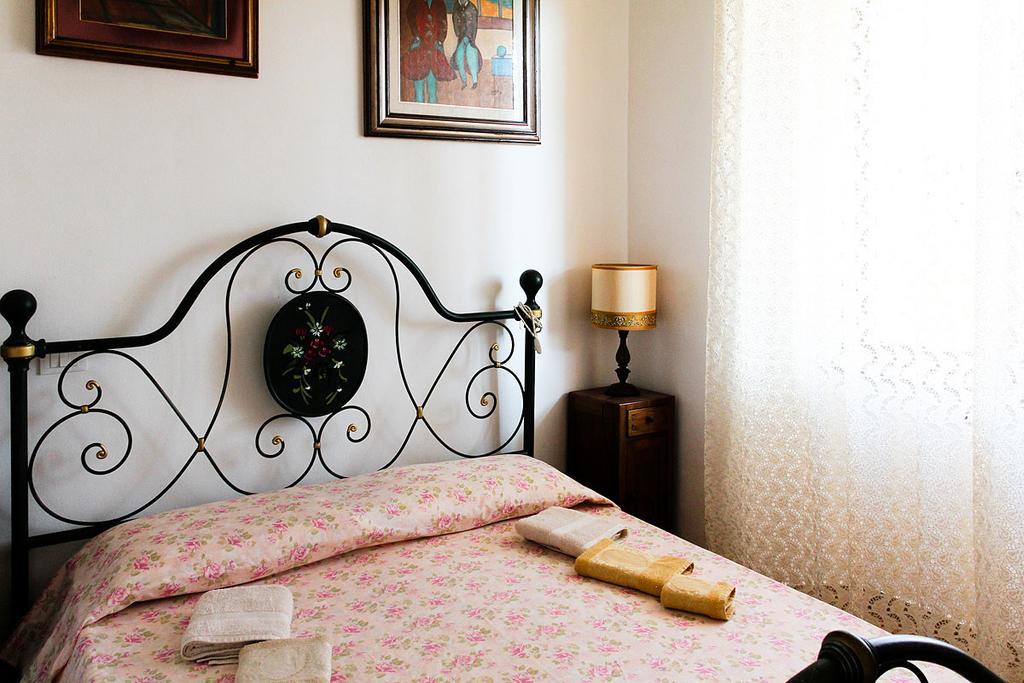 Guesthouse Stazione Pisa Centro エクステリア 写真